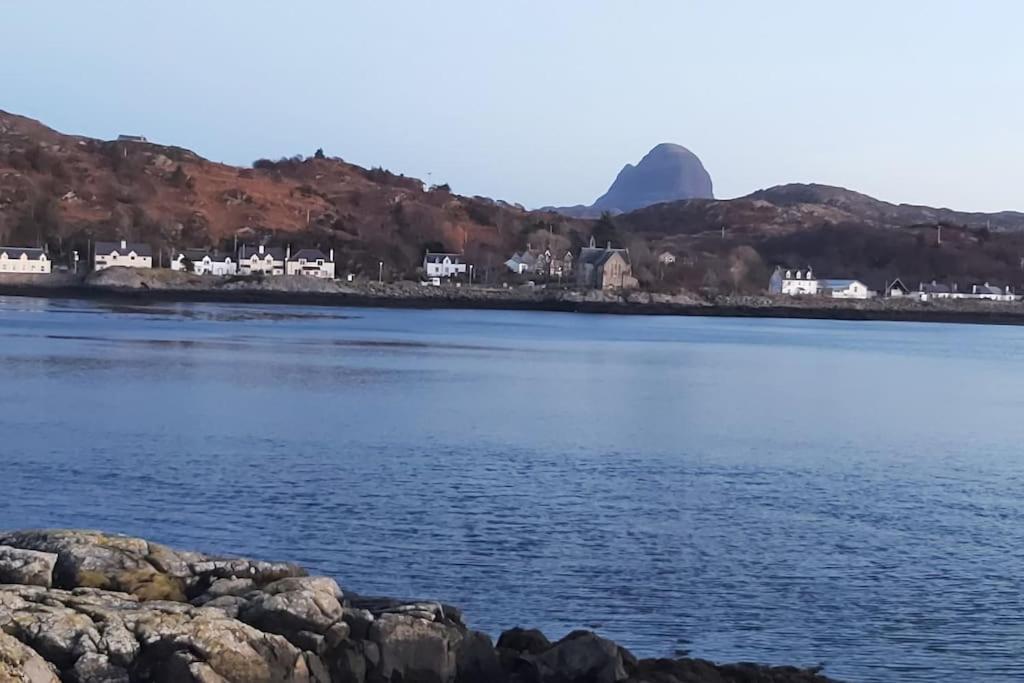 Captain Tom'S. A Cosy Wee House In Lochinver . Extérieur photo